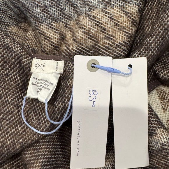 NWT : Gentle Fawn Poncho - Picture 2 of 3